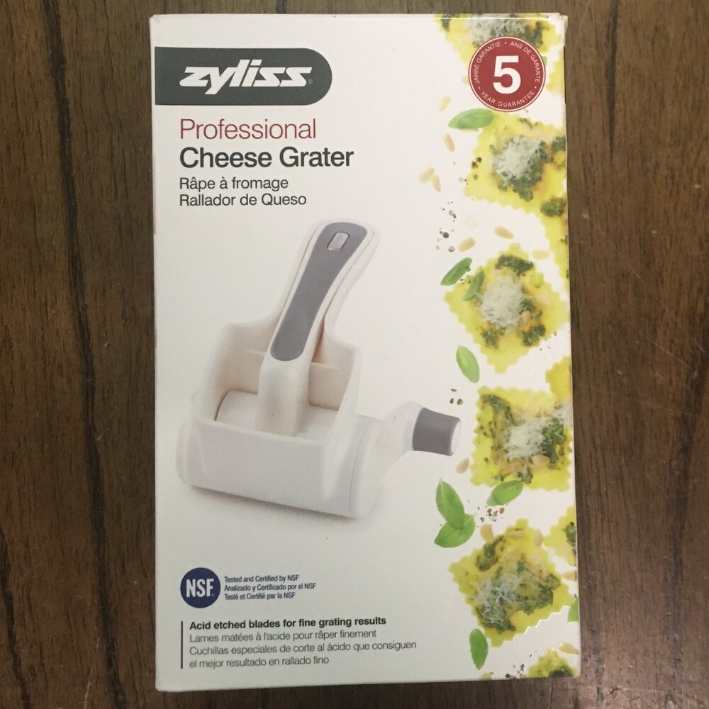 NEW Zyliss Professional Cheese Grater - Open Box